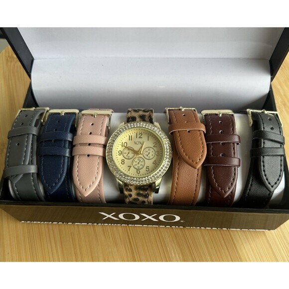 XOXO Women's Gold Tone Jeweled Bezel Watch With 7 Interchangeable Bands NIB - Picture 2 of 6